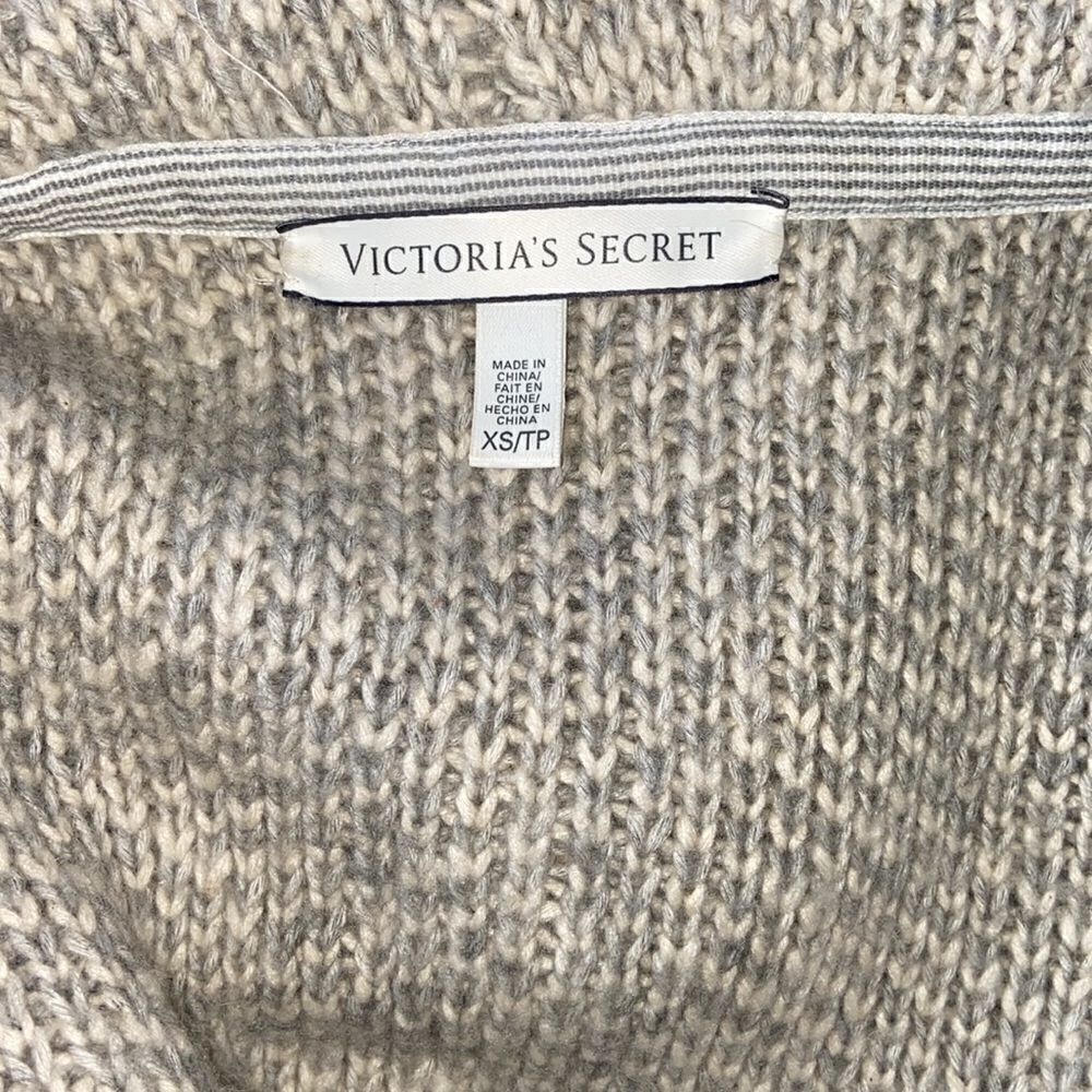 Victoria’s Secret Long Marled Sweater Gray Blue Marled Knit Excellent Sm… - Picture 7 of 7
